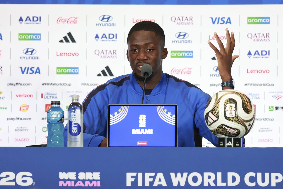 Konate stao pred kamere pa rekao surovu istinu koju misli cijeli svijet: "Niko od nas..."